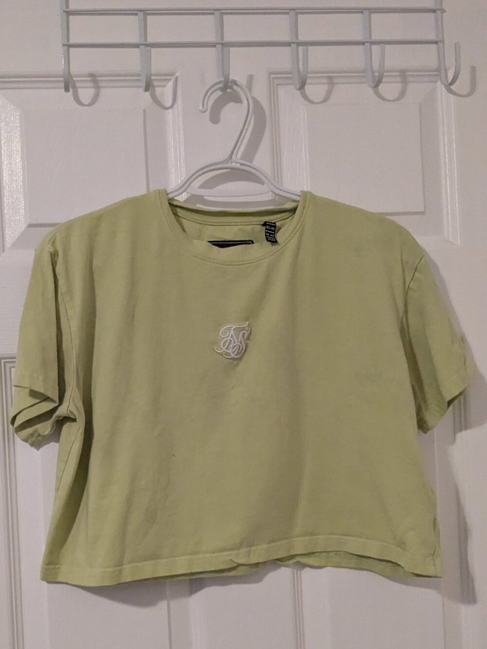 SikSilk box fit short sleeve crop top size 8